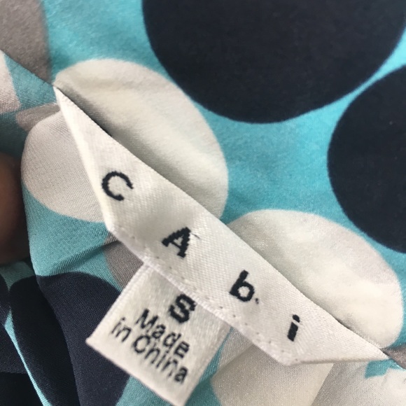 100% silk Cabi top - Picture 2 of 4